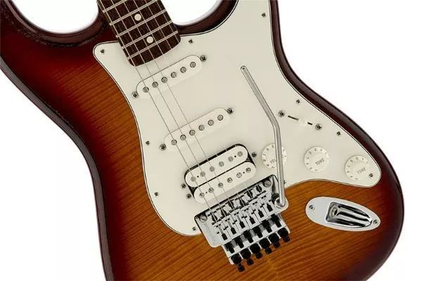 Guitarra eléctrica con puente flotante Floyd Rose