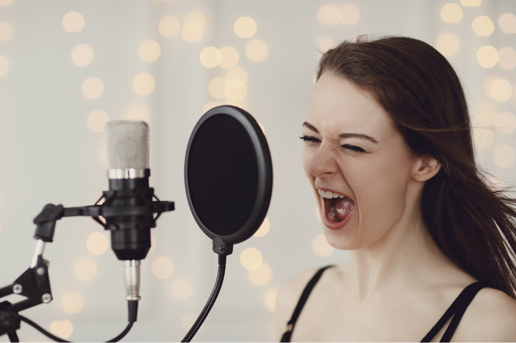 Speech Level Singing Exercises é um aplicativo para aulas de canto