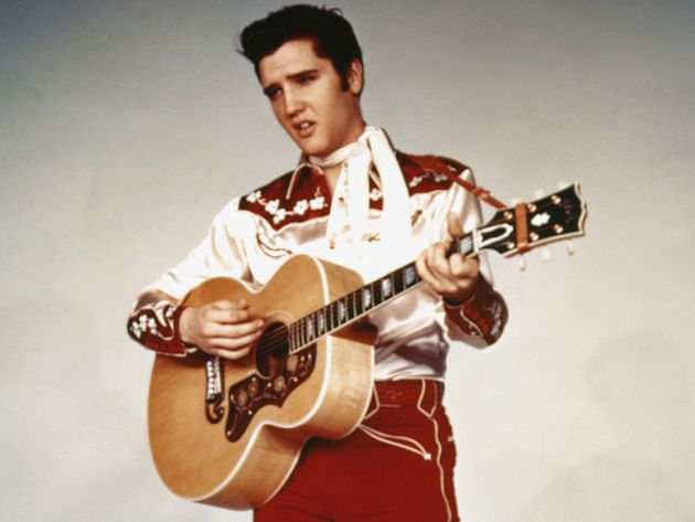 En las manos de Elvis Presley, la Gibson J-200 pasó a ser una de las guitarras legendarias del rock