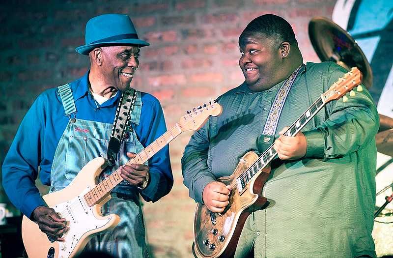 Buddy Guy y Christone 