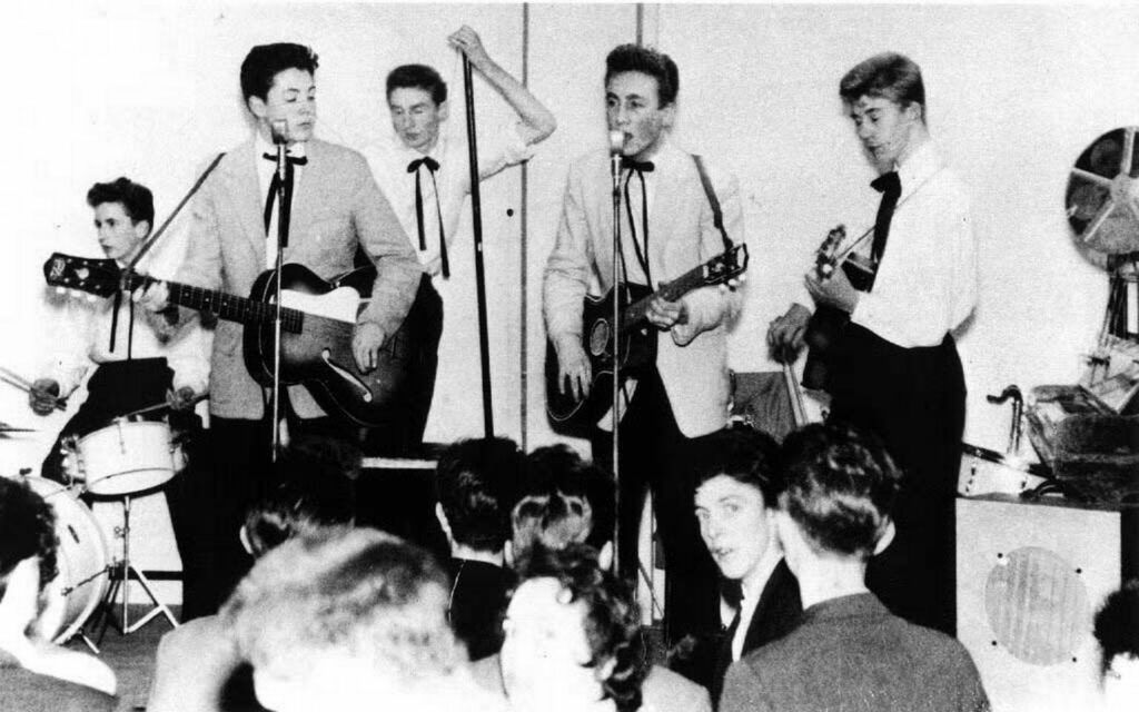 Paul McCartney y John Lennon en los tiempos de The Quarrymen