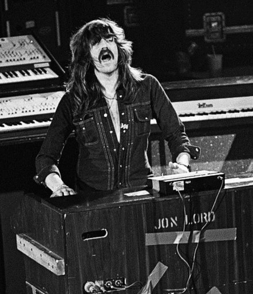 Jon Lord tocando teclado em show do Deep Purple