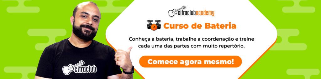 Curso de bateria do Cifra Club Academy