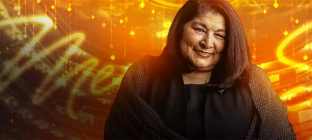 Na imagem, Mercedes Sosa posa para foto.