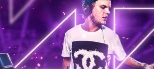 En la imagen el DJ Avicii se presenta en vivo