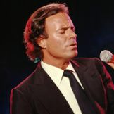 Imagem do artista Julio Iglesias
