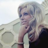 Imagem do artista Nancy Sinatra