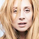 Artist's image Lara Fabian