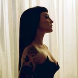 Imagen del artista Julia Michaels