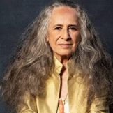 Imagem do artista Maria Bethânia