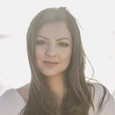 Imagem do artista Laura Morena