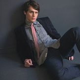 Imagem do artista Jonathan Groff