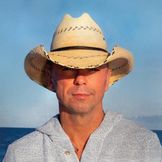 Imagem do artista Kenny Chesney