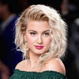 Artist's image Tori Kelly