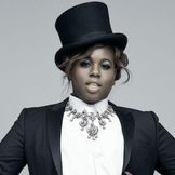 Imagem do artista Alex Newell