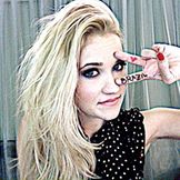 Imagem do artista Emily Osment