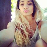 Imagem do artista Pia Mia