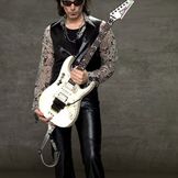 Imagem do artista Steve Vai