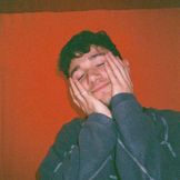Imagem do artista Jeremy Zucker