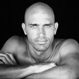 Imagen del artista Kelly Slater 