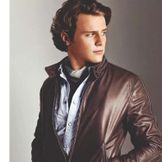 Imagem do artista Jonathan Groff