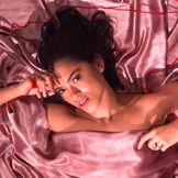 Imagem do artista Lucy Alves