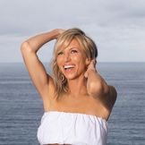 Artist's image Debbie Gibson