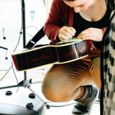 Imagem do artista Lucy Spraggan