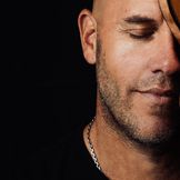 Imagen del artista Gian Marco