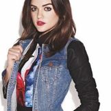 Imagem do artista Lucy Hale