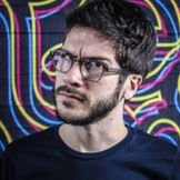 Imagem do artista Tó Brandileone