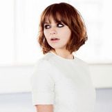 Imagem do artista Gabrielle Aplin