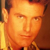 Imagem do artista James Reyne