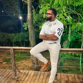 Imagem do artista Jairo Bonfim