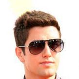 Imagen del artista Logan Henderson
