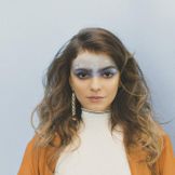 Imagem do artista Camila Marieta