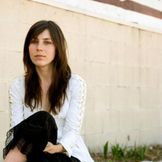 Imagem do artista Julia Holter
