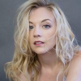 Imagem do artista Emily Kinney