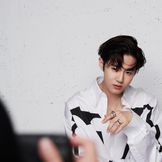 Artist's image SUHO