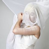 Imagen del artista Zola Jesus