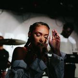 Imagem do artista Joy Crookes