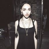 Imagem do artista FKA twigs