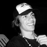 Imagem do artista DriCo Amend