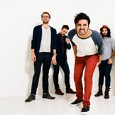 Imagem do artista Young the Giant