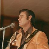 Imagen del artista George Jones