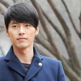 Imagem do artista Hyun Bin