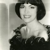 Imagem do artista Mireille Mathieu