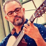 Imagen del artista Valdir Santos