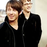 Artist's image Tenth Avenue North