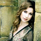 Imagem do artista Hayley Westenra